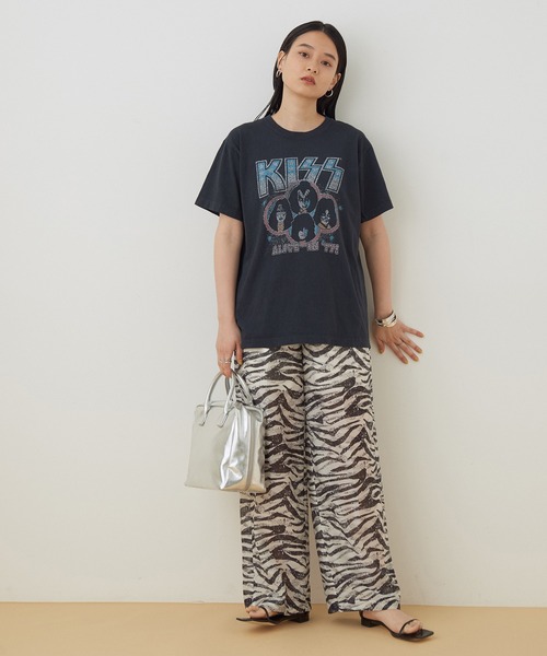 ADAM ET ROPE'（アダムエロペ）の「ROCK TEE（Tシャツ/カットソー・レディース・ブラック/ブラック系その他/ホワイト系その他・FREE）」の9枚目の写真