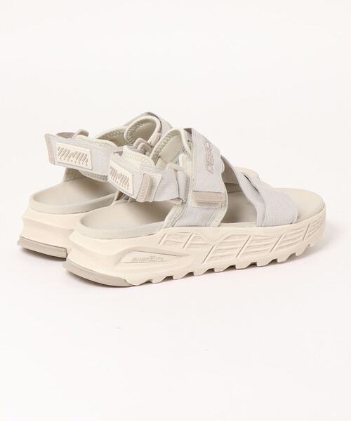 CAPRICIEUX LE'MAGE(カプリシューレマージュ)の「【DESCENTE/デサント】エナザイトカームサンダル(サンダル・レディース・ホワイト/ブラック・23cm/24cm)」の4枚目の写真