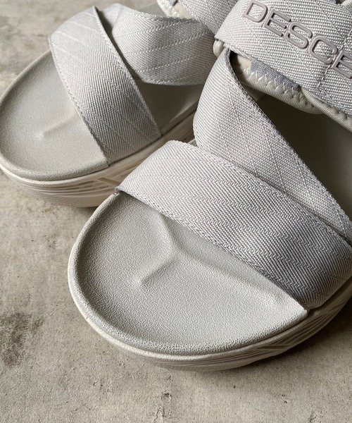 CAPRICIEUX LE'MAGE(カプリシューレマージュ)の「【DESCENTE/デサント】エナザイトカームサンダル(サンダル・レディース・ホワイト/ブラック・23cm/24cm)」の8枚目の写真