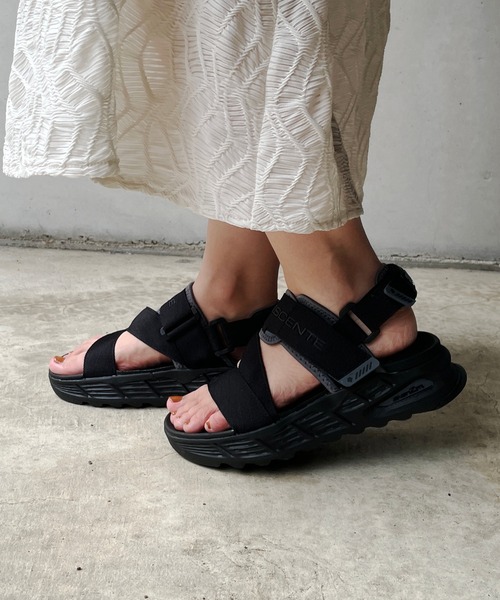 CAPRICIEUX LE'MAGE(カプリシューレマージュ)の「【DESCENTE/デサント】エナザイトカームサンダル(サンダル・レディース・ホワイト/ブラック・23cm/24cm)」の20枚目の写真