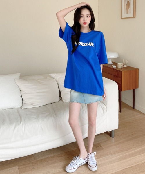 TOEASY(トゥイージー)の「『TOEASY/トゥイージー』particular Lettering short-sleeved T-shirt/英字レタリング 半袖Tシャツ(Tシャツ/カットソー・レディース・ブラック/ブルー/ホワイト・FREE)」の17枚目の写真