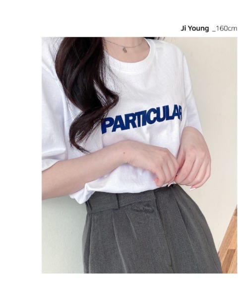 TOEASY(トゥイージー)の「『TOEASY/トゥイージー』particular Lettering short-sleeved T-shirt/英字レタリング 半袖Tシャツ(Tシャツ/カットソー・レディース・ブラック/ブルー/ホワイト・FREE)」の9枚目の写真