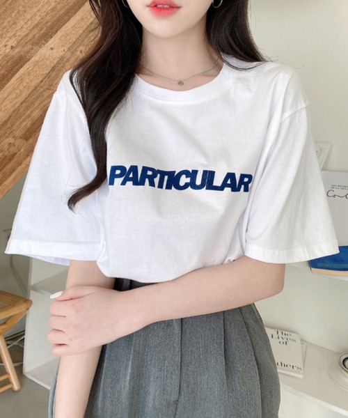 TOEASY(トゥイージー)の「『TOEASY/トゥイージー』particular Lettering short-sleeved T-shirt/英字レタリング 半袖Tシャツ(Tシャツ/カットソー・レディース・ブラック/ブルー/ホワイト・FREE)」の7枚目の写真