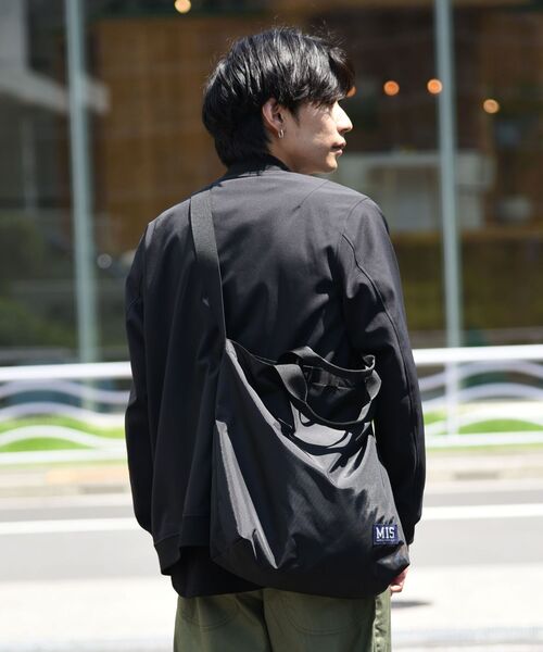 MIS（エムアイエス）の「【SHIPS別注】MIS: CARRYING BAG PACK CLOTH（トートバッグ・メンズ・ブラック/ネイビー/グレー・ONE SIZE）」の11枚目の写真