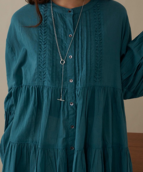 AIC.(エーアイシー)の「ピンタックティアードブラウス(シャツ/ブラウス・レディース・ブラック/オフホワイト/グリーン・FREE)」の10枚目の写真