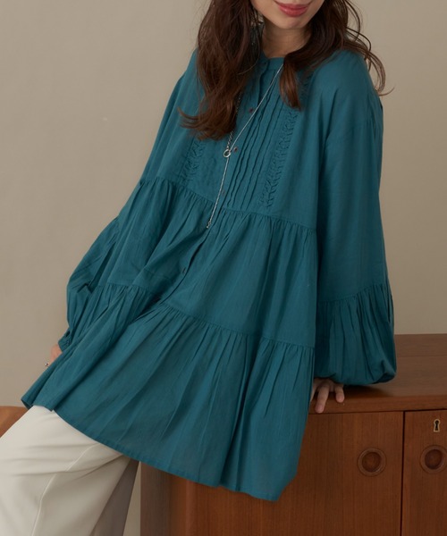 AIC.(エーアイシー)の「ピンタックティアードブラウス(シャツ/ブラウス・レディース・ブラック/オフホワイト/グリーン・FREE)」の5枚目の写真