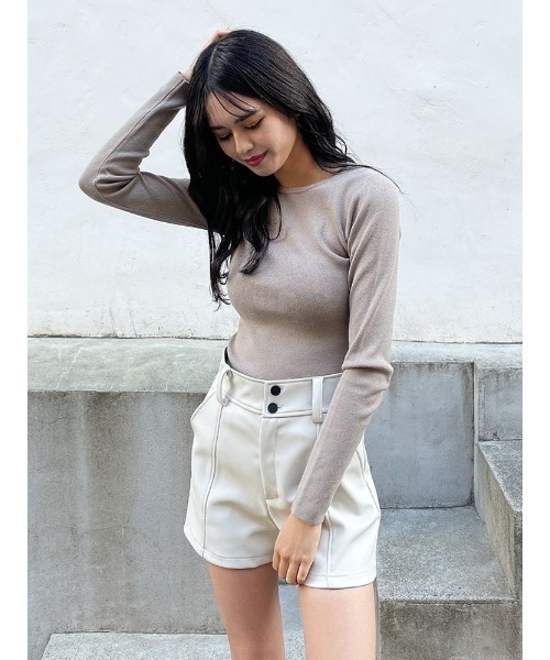 ENVYM（アンビー）の「フェイクレザーＳＰＴ（その他パンツ・レディース・ブラック/アイボリー・S/M）」の17枚目の写真