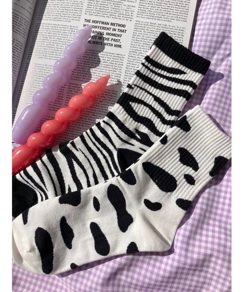 WC（ダブル シー）の「牛柄ソックス（ソックス/靴下・レディース・ホワイト・FREE）」の4枚目の写真