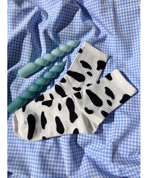 WC（ダブル シー）の「牛柄ソックス（ソックス/靴下・レディース・ホワイト・FREE）」の2枚目の写真