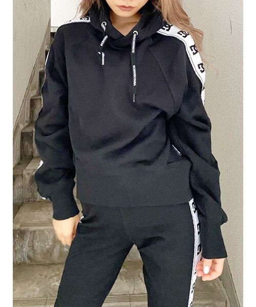 DC(ディーシー)の「【WEB限定】DC×GYDA RUN NERHIGH SHORTパーカー(パーカー・レディース・ブラック・FREE)」の10枚目の写真
