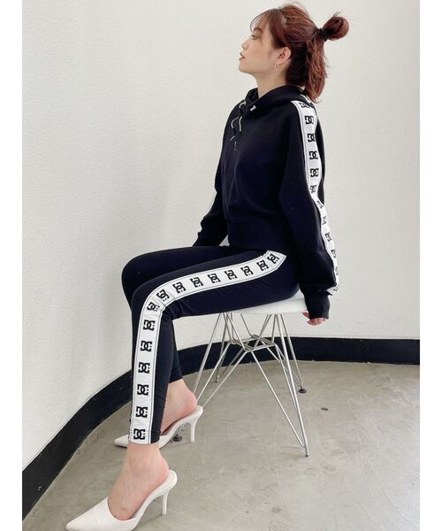 DC(ディーシー)の「【WEB限定】DC×GYDA RUN NERHIGH SHORTパーカー(パーカー・レディース・ブラック・FREE)」の13枚目の写真