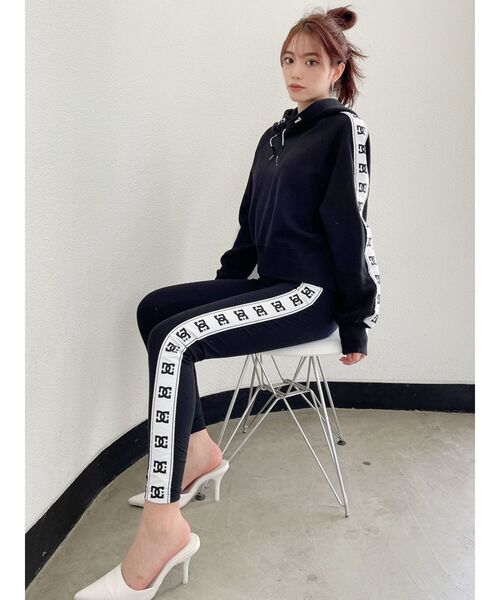 DC(ディーシー)の「【WEB限定】DC×GYDA RUN NERHIGH SHORTパーカー(パーカー・レディース・ブラック・FREE)」の14枚目の写真