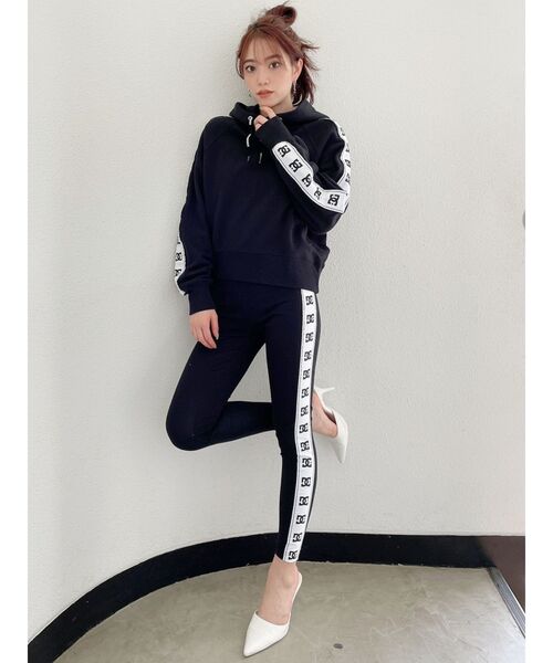 DC(ディーシー)の「【WEB限定】DC×GYDA RUN NERHIGH SHORTパーカー(パーカー・レディース・ブラック・FREE)」の17枚目の写真