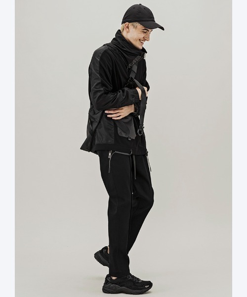 C DIEM（カルペディエム）の「mlt3588-SWITCHING HALF ZIP PULLOVER プルオーバー（ブルゾン・メンズ・カーキ/ブラック・M/L/S）」の8枚目の写真