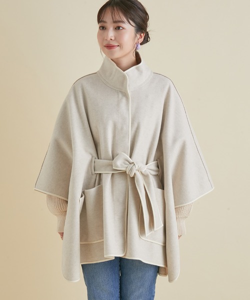 VIS（ビス）の「軽い着心地。合皮パイピングポンチョ（ポンチョ・レディース・ライトグレー/ベージュ・FREE）」の3枚目の写真