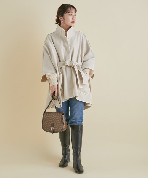 VIS（ビス）の「軽い着心地。合皮パイピングポンチョ（ポンチョ・レディース・ライトグレー/ベージュ・FREE）」の15枚目の写真