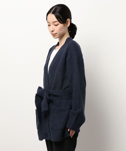 ANDGEEBEE（アンジービー）の「モヘヤタッチニットカーデ（カーディガン/ボレロ・レディース・ネイビー/アイボリー・MEDIUM）」の10枚目の写真