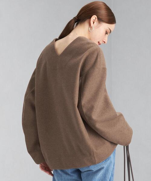 La porte de demain(ラポルトドゥドゥマン)の「<La porte de demain(ラポルト ドゥ ドゥマン)> Vネック プルオーバー ブラウス(シャツ/ブラウス・レディース・ブラウン/オフホワイト・FREE)」の2枚目の写真