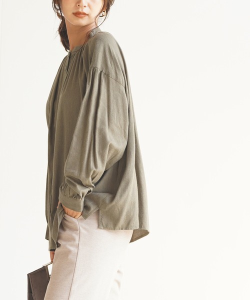 rps（アールピーエス）の「ネル起毛バンドカラーギャザーブラウス（シャツ/ブラウス・レディース・グレー/カーキ/ストライプ/アイボリー/ネイビー/ブラック/オフホワイト/ベージュ系その他/ブラック系その他2・M/フリー）」の7枚目の写真