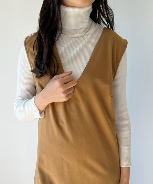 CLEA(クレア)の「【全7色/カラバリ豊富】デイリータートルネックリブニット(ニット/セーター・レディース・ホワイト/ブラック/ベージュ/ブラウン/アイボリー/ブルー/グリーン/イエロー/レッド/グレー・FREE)」の14枚目の写真