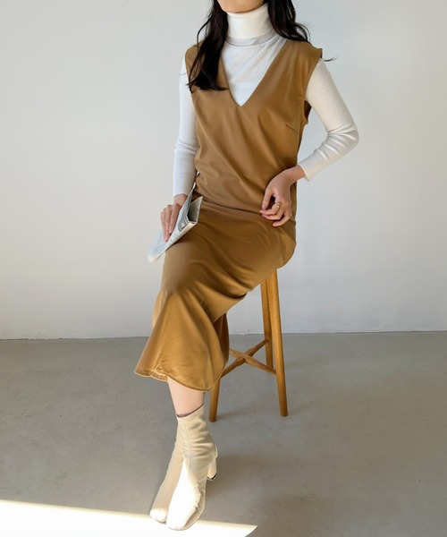 CLEA(クレア)の「【全7色/カラバリ豊富】デイリータートルネックリブニット(ニット/セーター・レディース・ホワイト/ブラック/ベージュ/ブラウン/アイボリー/ブルー/グリーン/イエロー/レッド/グレー・FREE)」の18枚目の写真