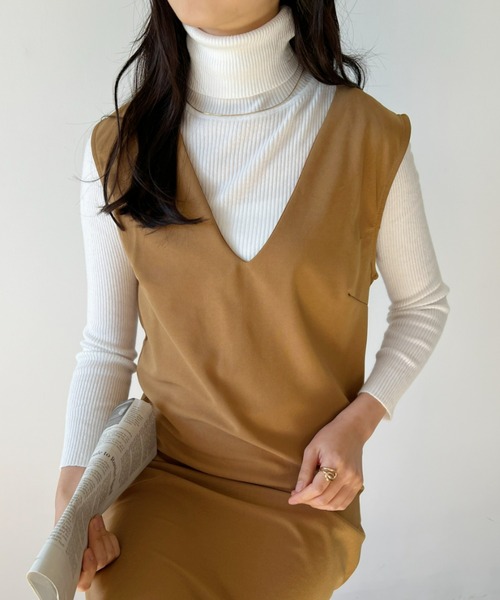 CLEA(クレア)の「【全7色/カラバリ豊富】デイリータートルネックリブニット(ニット/セーター・レディース・ホワイト/ブラック/ベージュ/ブラウン/アイボリー/ブルー/グリーン/イエロー/レッド/グレー・FREE)」の15枚目の写真