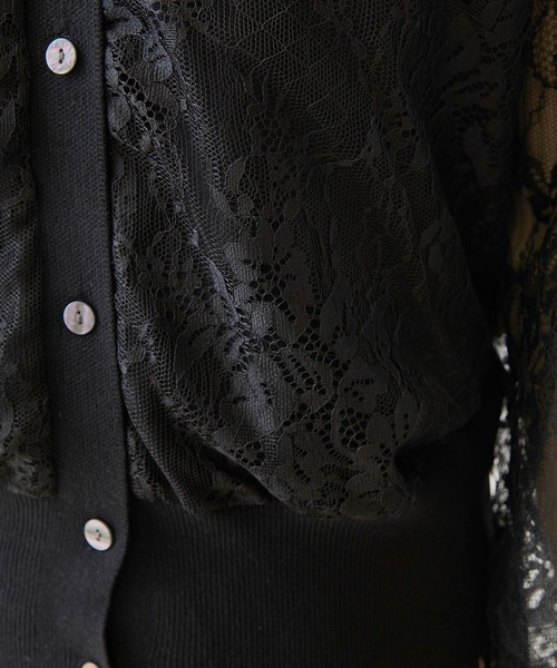 Luxe brille（リュクスブリエ）の「袖レースのVネックニットカーディガン（カーディガン/ボレロ・レディース・ブラック/オフホワイト・FREE）」の8枚目の写真