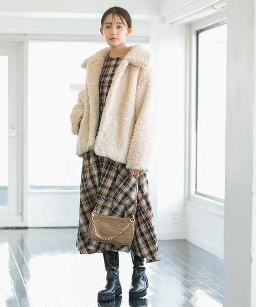 VIS（ビス）の「ゆるもこボアに癒され。ボアブルゾン（ブルゾン・レディース・グレー/ベージュ・FREE）」の17枚目の写真