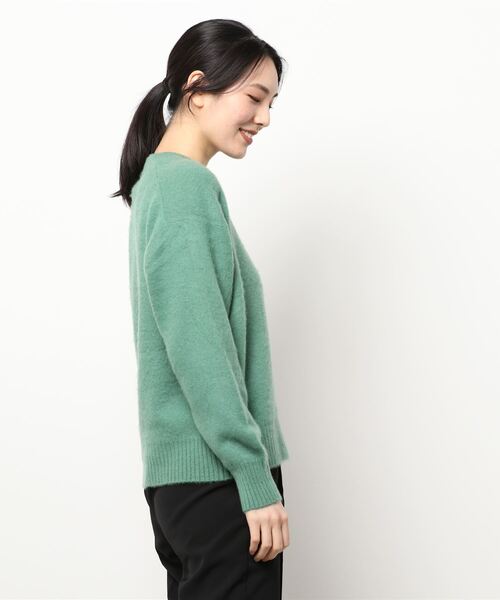 Traditional Weatherwear（トラディショナルウェザーウェア）の「FUR CASHMERE CREW NECK PULL OVER（ニット/セーター・レディース・グリーン/レッド系/ネイビー・X-SMALL）」の10枚目の写真