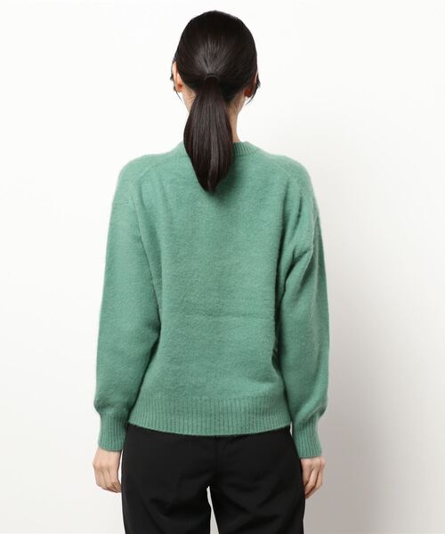 Traditional Weatherwear（トラディショナルウェザーウェア）の「FUR CASHMERE CREW NECK PULL OVER（ニット/セーター・レディース・グリーン/レッド系/ネイビー・X-SMALL）」の4枚目の写真