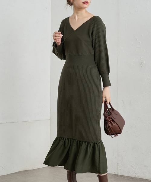 natural couture（ナチュラルクチュール）の「【WEB限定】サテン裾フレアカシュクールニットワンピース（ワンピース・レディース・ブラック/ブラウン/モカ/グリーン/パープル・FREE）」の5枚目の写真