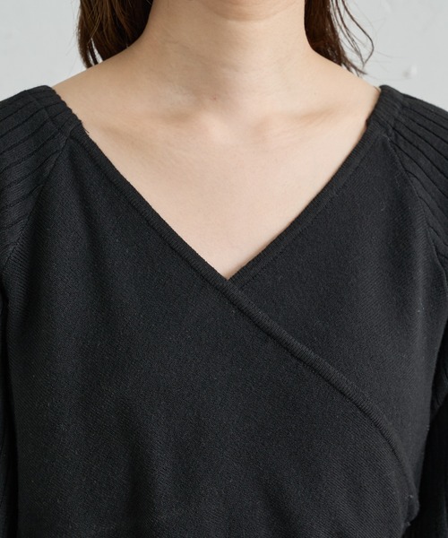 natural couture（ナチュラルクチュール）の「【WEB限定】サテン裾フレアカシュクールニットワンピース（ワンピース・レディース・ブラック/ブラウン/モカ/グリーン/パープル・FREE）」の17枚目の写真