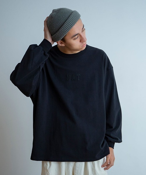 Universal Style Wear(ユニバーサルスタイルウェア)の「Universal Style Wear "Weekend" ロゴ ロンT(Tシャツ/カットソー・メンズ・ブラック/ネイビー/ホワイト・LARGE/X-LARGE/MEDIUM)」の3枚目の写真