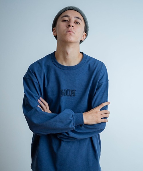 Universal Style Wear(ユニバーサルスタイルウェア)の「Universal Style Wear "Weekend" ロゴ ロンT(Tシャツ/カットソー・メンズ・ブラック/ネイビー/ホワイト・LARGE/X-LARGE/MEDIUM)」の5枚目の写真