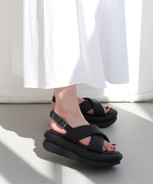 EVOL（イーボル）の「【EVOL】クロスクッションベルトプラットフォームサンダル IS9811（サンダル・レディース・ブラック/ベージュ/アイボリー・S/M/L）」の20枚目の写真