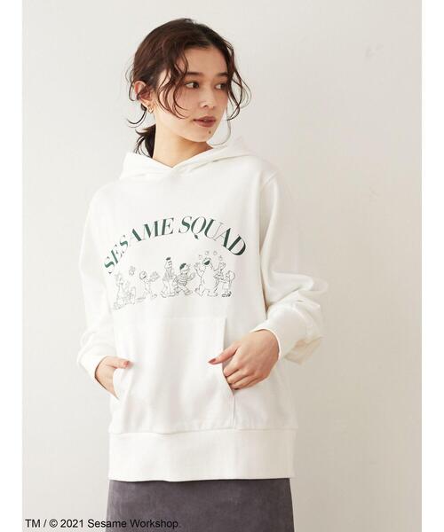 Green Parks(グリーンパークス)の「SESAME STREET フードPO*(パーカー・レディース・チャコールグレー/ブルー/アイボリー・FREE)」の13枚目の写真