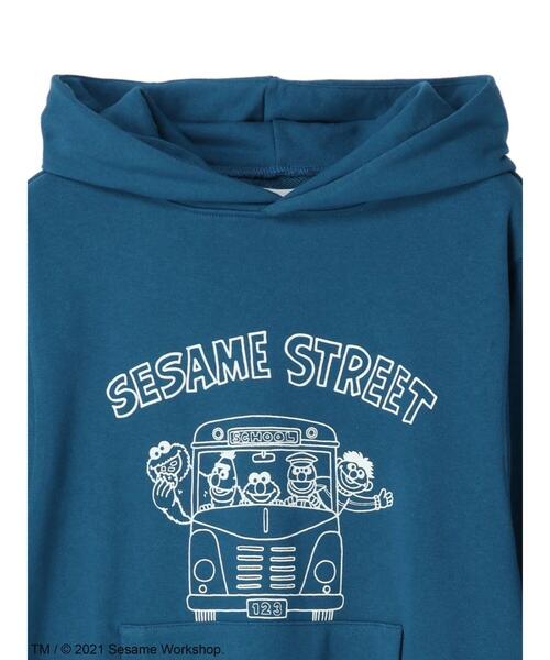 Green Parks(グリーンパークス)の「SESAME STREET フードPO*(パーカー・レディース・チャコールグレー/ブルー/アイボリー・FREE)」の8枚目の写真