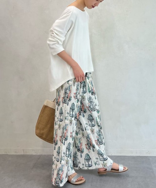 BEARDSLEY（ビアズリー）の「BA刺繍シンプルカットソー（Tシャツ/カットソー・レディース・ホワイト/ネイビー・FREE）」の15枚目の写真