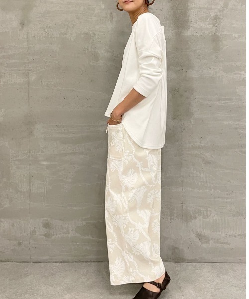 BEARDSLEY（ビアズリー）の「BA刺繍シンプルカットソー（Tシャツ/カットソー・レディース・ホワイト/ネイビー・FREE）」の21枚目の写真