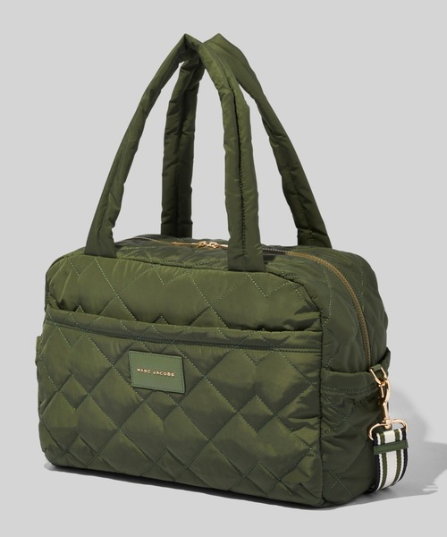MARC JACOBS(マークジェイコブス)の「【オンライン限定】QUILTED NYLON LARGE WEEKENDER/キルテッド ナイロン ラージ ウィークエンダー(ボストンバッグ・レディース・グリーン系その他・ONE SIZE)」の2枚目の写真