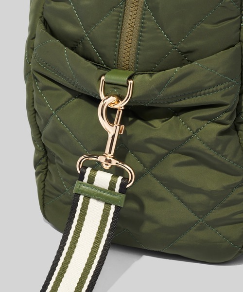 MARC JACOBS(マークジェイコブス)の「【オンライン限定】QUILTED NYLON LARGE WEEKENDER/キルテッド ナイロン ラージ ウィークエンダー(ボストンバッグ・レディース・グリーン系その他・ONE SIZE)」の4枚目の写真