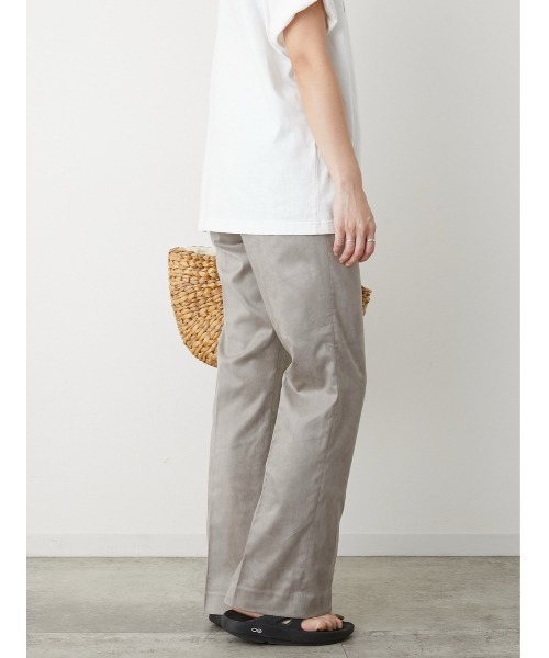 LA PEAU DE GEM（ラポドゥジェム）の「【LA PEAU DE GEM】スエードセミフレアパンツ（その他パンツ・レディース・ダークブラウン/グレー・S/M）」の5枚目の写真
