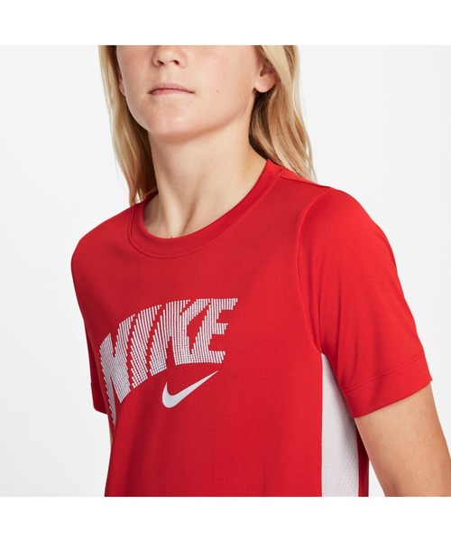 NIKE(ナイキ)の「ナイキ NIKE ナイキ YTH DF トロフィー グラフィック S/S トップ(Tシャツ/カットソー・キッズ・ブラック/グリーン/レッド・130cm/140cm/150cm/160cm)」の7枚目の写真