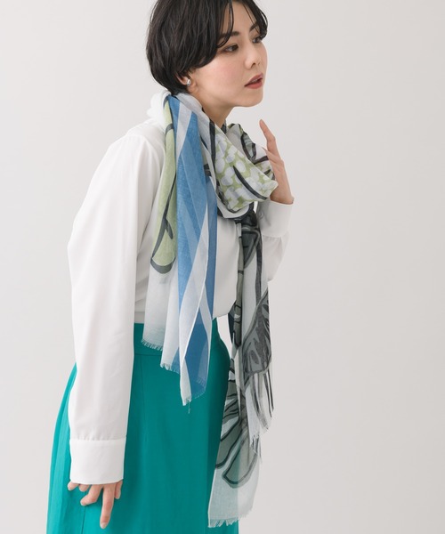 KATHARINE ROSS(キャサリンロス)の「【KATHARINE ROSS】ボタニカル柄/リーフ柄 再生ポリエステルストール WEB限定(ストール/ショール・レディース・ネイビー/グレー/ホワイト/ベージュ/ブルー・MEDIUM)」の16枚目の写真