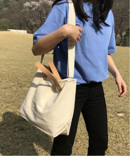 gossip！ロサンゼルス（ゴシップロサンゼルス）の「2WAY.キャンバスショルダーバッグ/トートバッグ（トートバッグ・レディース・オフホワイト・FREE）」の8枚目の写真