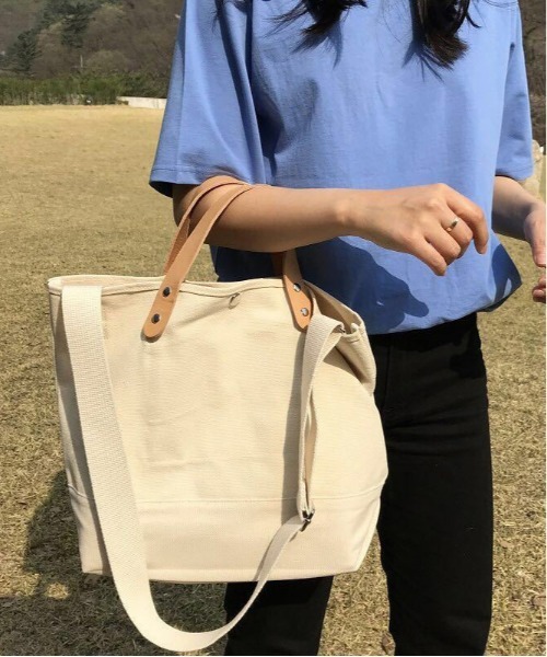 gossip！ロサンゼルス（ゴシップロサンゼルス）の「2WAY.キャンバスショルダーバッグ/トートバッグ（トートバッグ・レディース・オフホワイト・FREE）」の6枚目の写真