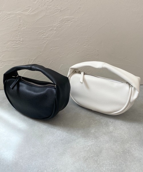 She's Closet（シーズクローゼット）の「フェイクレザー2wayミニワンハンドルバッグ/ショルダーバッグ（ハンドバッグ・レディース・ホワイト/ブラック/ベージュ/ブラウン/グリーン・FREE）」の3枚目の写真