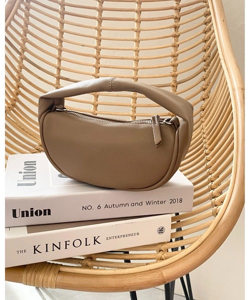 She's Closet（シーズクローゼット）の「フェイクレザー2wayミニワンハンドルバッグ/ショルダーバッグ（ハンドバッグ・レディース・ホワイト/ブラック/ベージュ/ブラウン/グリーン・FREE）」の13枚目の写真