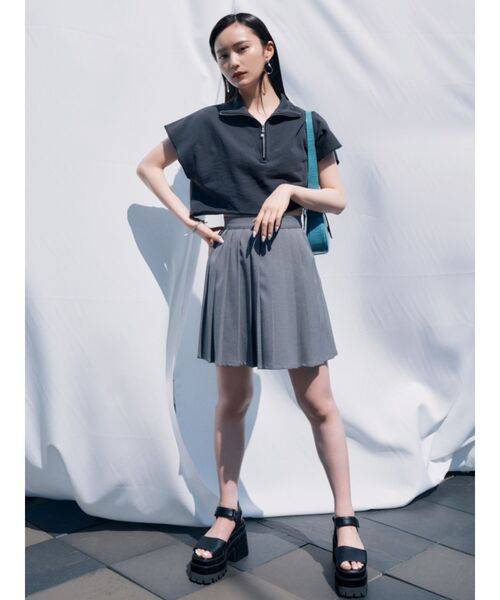 EMODA（エモダ）の「プリーツミニスカート（スカート・レディース・ブラック/ベージュ/グレー・SMALL/MEDIUM）」の12枚目の写真