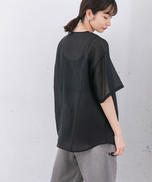 KBF(ケイビーエフ)の「フロントデザインシアーシャツ(シャツ/ブラウス・レディース・アイボリー/ライトブルー/ブラック・ONE)」の17枚目の写真